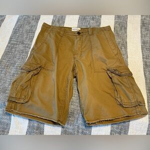 Aēropostale Men’s SZ 34 Authentic Cargo Shorts - Raw Hem